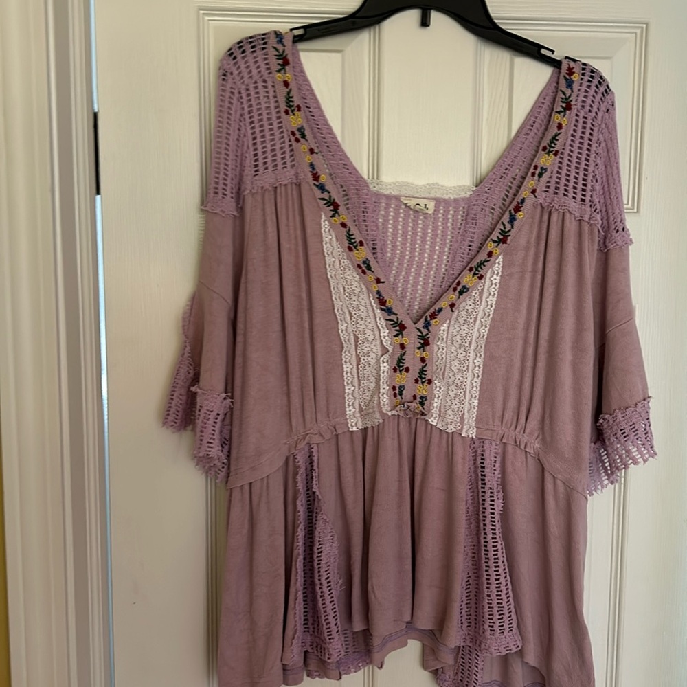 Stunning POL top